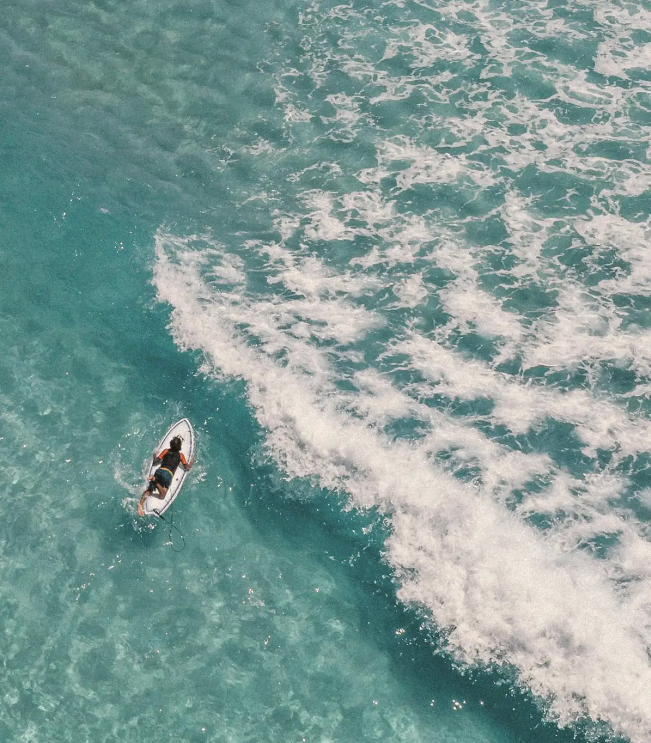 Turquoise beach in South Lombok near Kuta — 10 minutes from Konekt Lombok